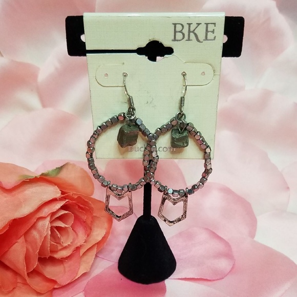 BKE Jewelry - BKE silver toned boho hanging earrings. EUC.